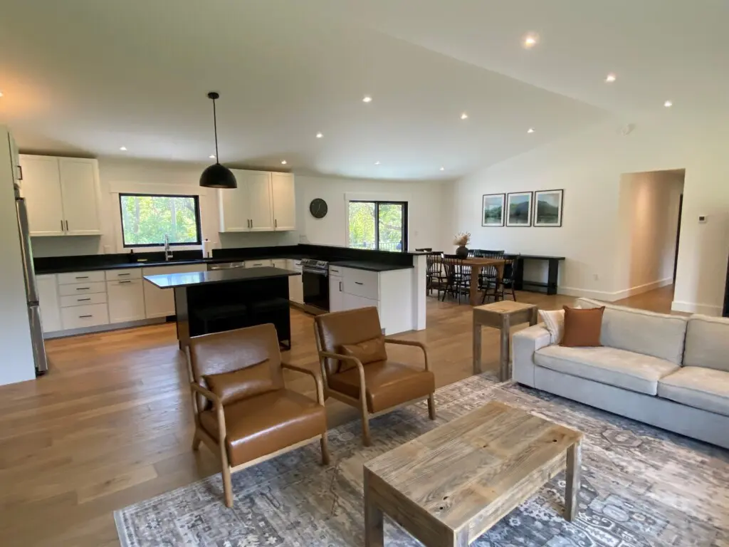 17adc5723d0b47259fa3396b60240b02 LargeOriginal.jpg