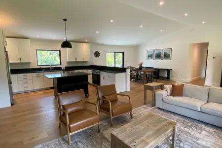 17adc5723d0b47259fa3396b60240b02 LargeOriginal.jpg