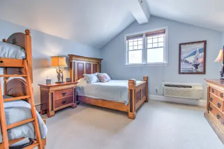 36ff8b182d5b4079a5cc2e2e8ac782c6 LargeOriginal.jpg