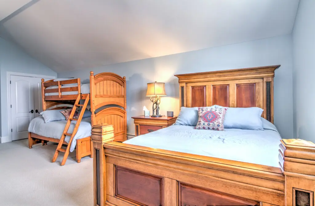 8953f0fdbf5a4da88ac7042f7a365997 LargeOriginal.jpg