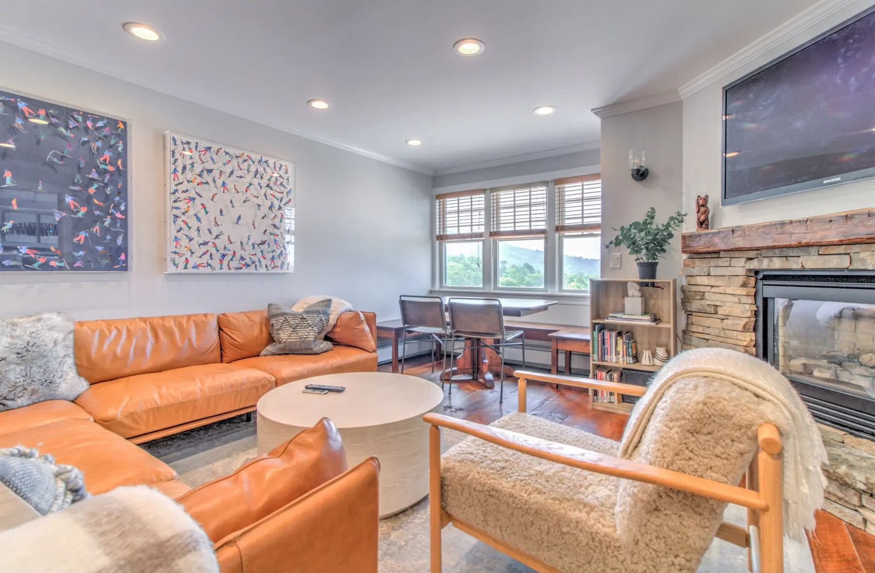 89a5e1f679eb4cb9b87858e444c626d4 LargeOriginal.jpg