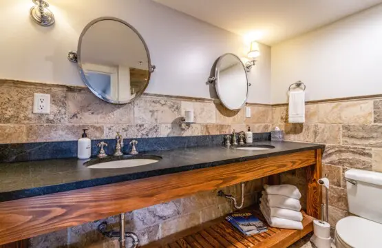 c9ab9b2c21eb41e093cc0cbca6e95a48 LargeOriginal.jpg