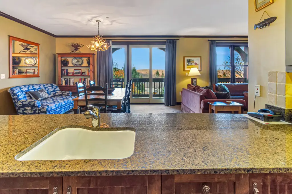 5a38d4f252624d4ba42a3f649b3f2e69 LargeOriginal.jpg