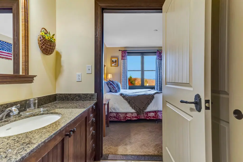 a5d8139fccb34f0cbf50e2bc37c5e02d LargeOriginal.jpg