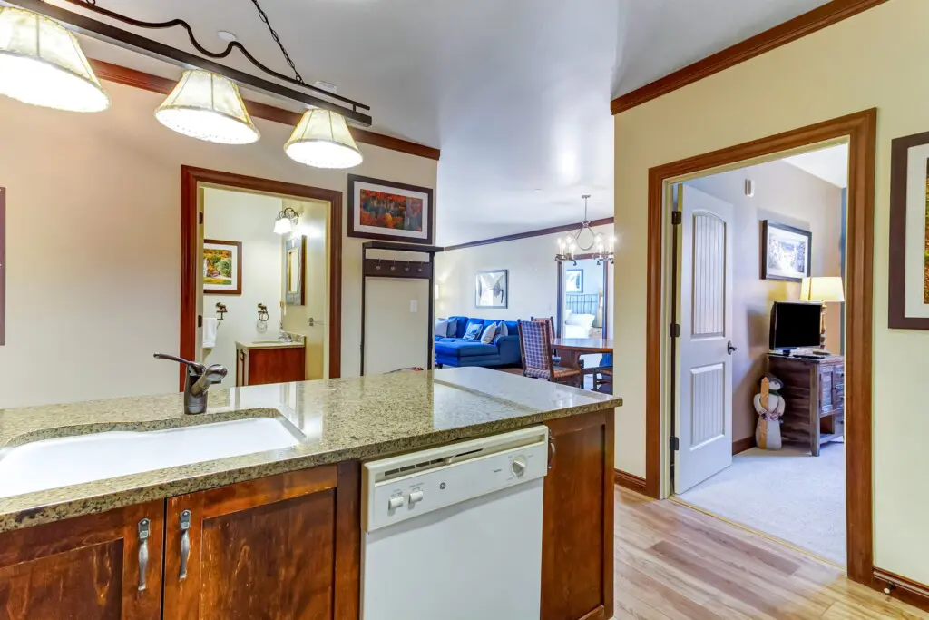 41503233799c4138872f7fef66c72c81 LargeOriginal.jpg