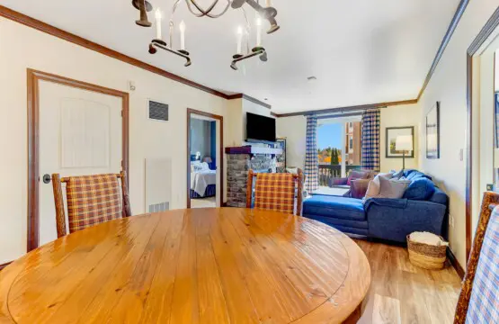 95e1d4242d9a4a9f841d4659ac500f1e LargeOriginal.jpg